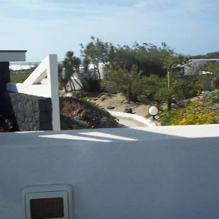 Sleeps 2 Wifi Holiday home